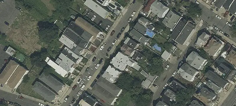 3-Unit Property Near Light Rail