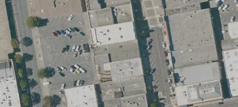 Multi-Tenant Retail Storefront