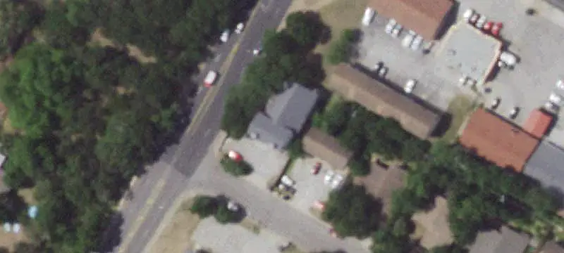 8-Unit Apartment Building