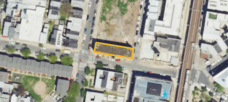 Renovated 6-Unit Apartment Building
