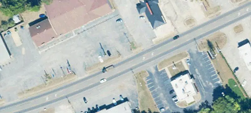 Multi-Tenant Shopping Center