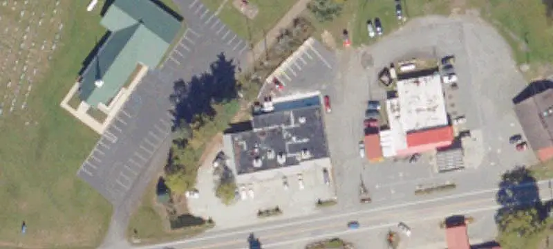 Multi-Suite Retail Building