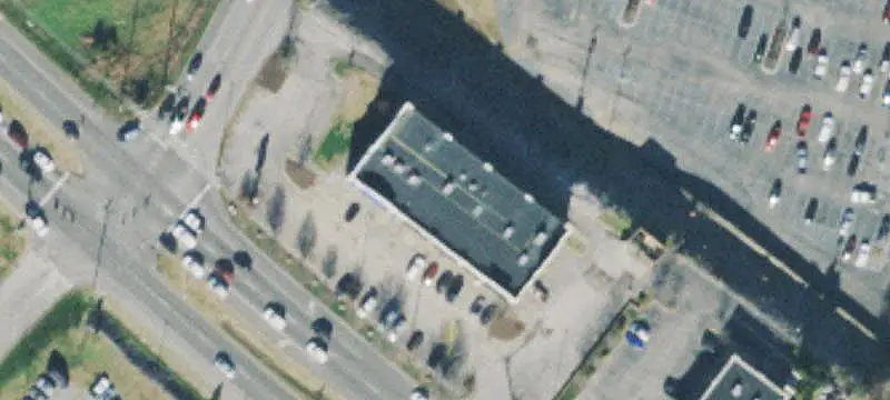 Multi-Tenant Retail Building