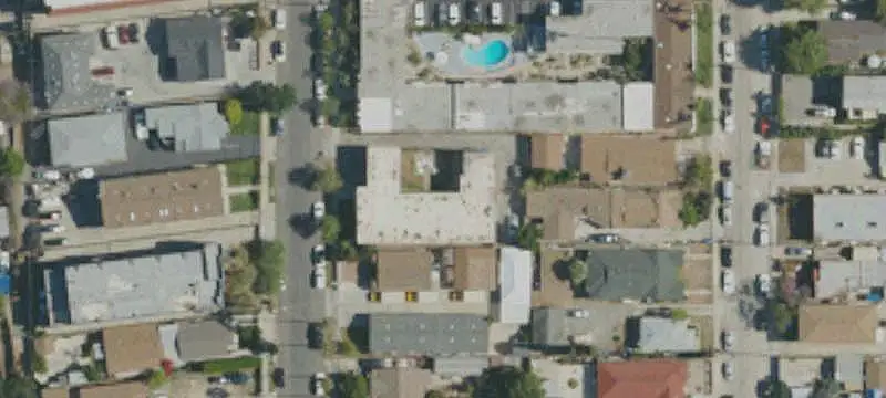 10-Unit Courtyard Apartment Building