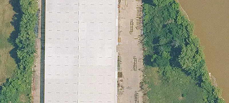 Flex Space with Fenced Yard