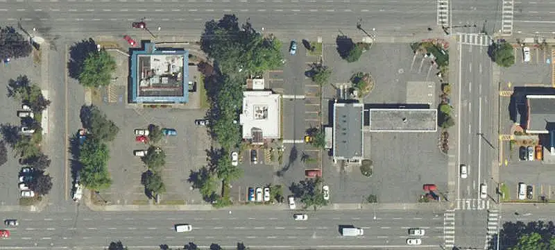 Arby’s Drive-Through Restaurant Outparcel