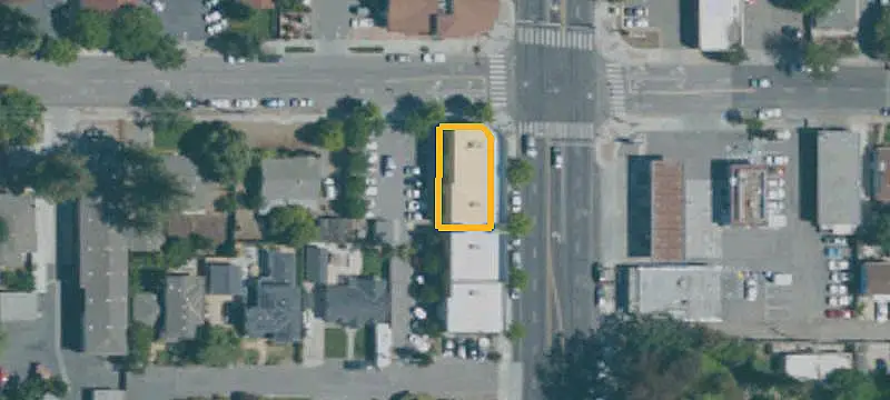NNN Retail Property with Four Suites