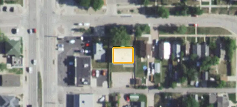 6-Unit Apartment Building with Storage