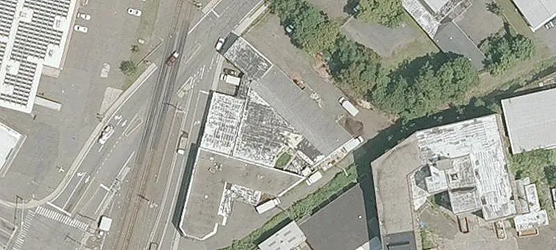 Manufacturing Building with Reuse Potential