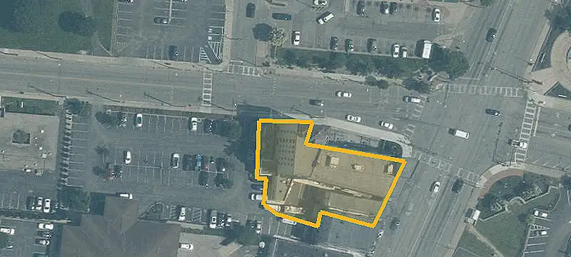 Multi-Suite Office Property