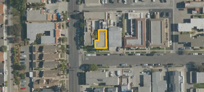 8-Unit Apartment Building