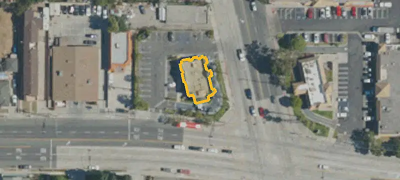 Freestanding NNN Drive-Through Property