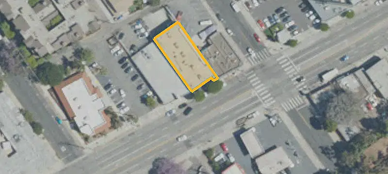 Multi-Suite Retail Space