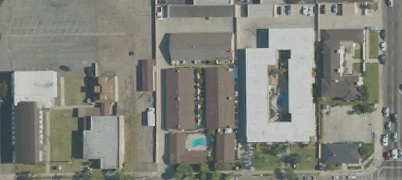 Single-Story Apartment Community