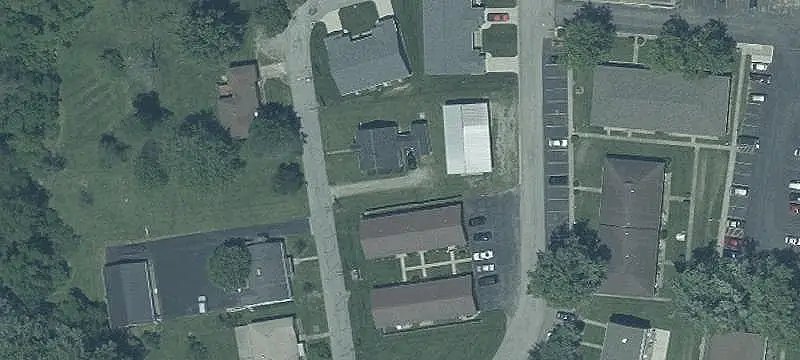 8-Unit Apartment Building