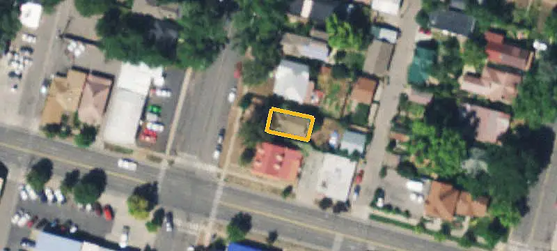 Mixed-Use Property with Double Garage