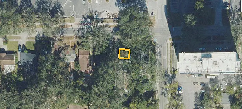 Mixed-Use Property with Detached Unit