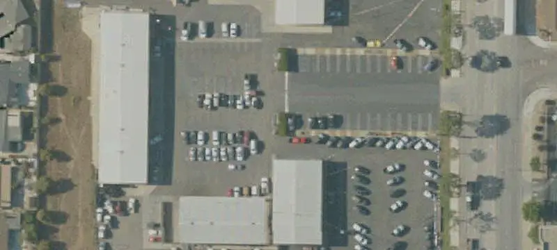 Freestanding Gas Station with Car Wash