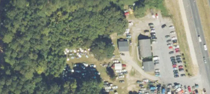Mixed-Use Property with Auto Shop