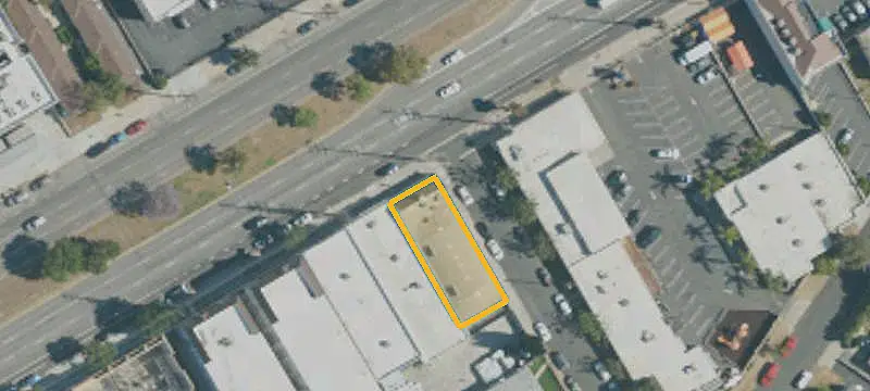 Mixed-Use Property with Gated Yard