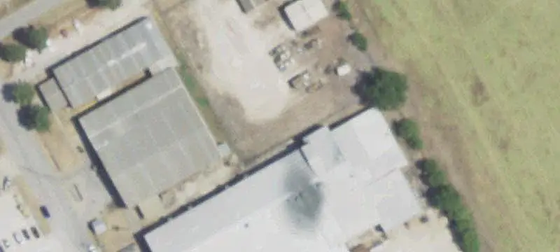 Fenced Flex Property