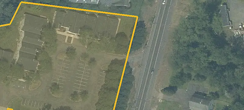 Ground-Level Office Unit
