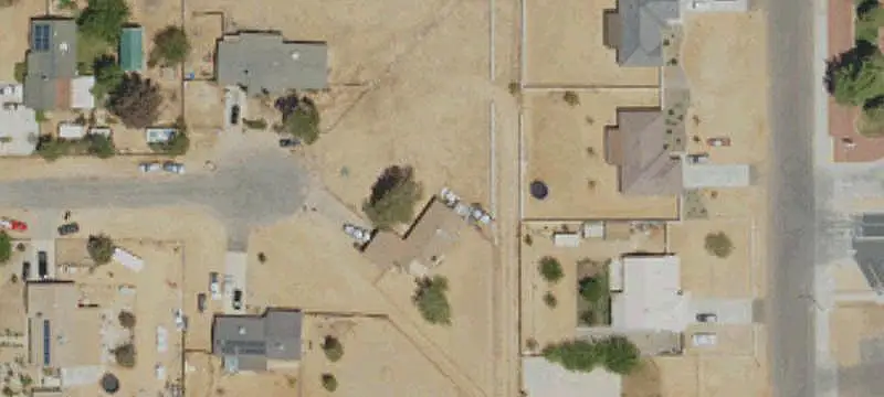 11 Navajo Court, Apple Valley, CA 92308