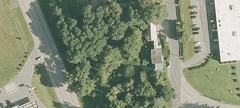 Duplex with Garage Barn