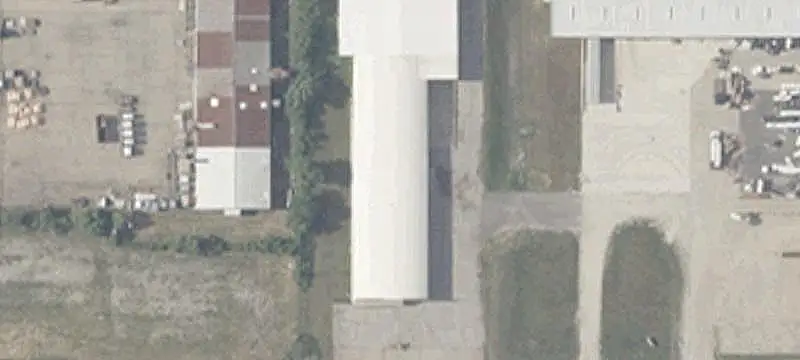 Industrial Facility with Loading Capacity