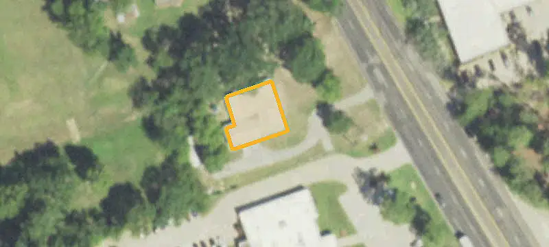 Level Commercial Land
