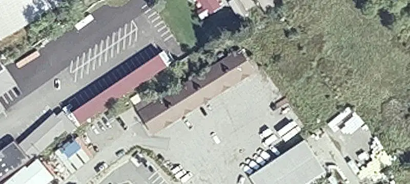 Mixed-Use Property with Overhead Doors