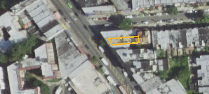 Single-Tenant Storefront Property