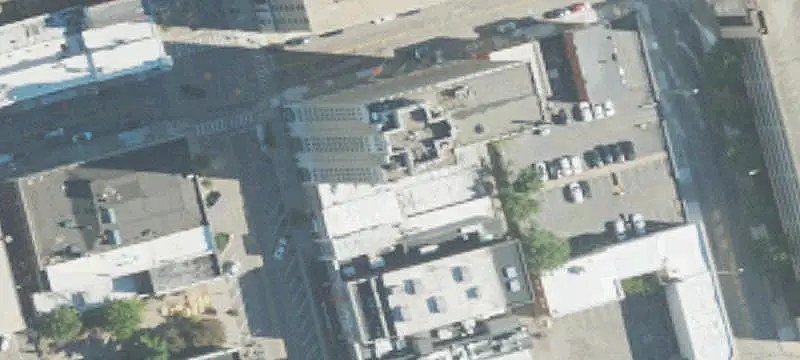 Single-Tenant Storefront Building