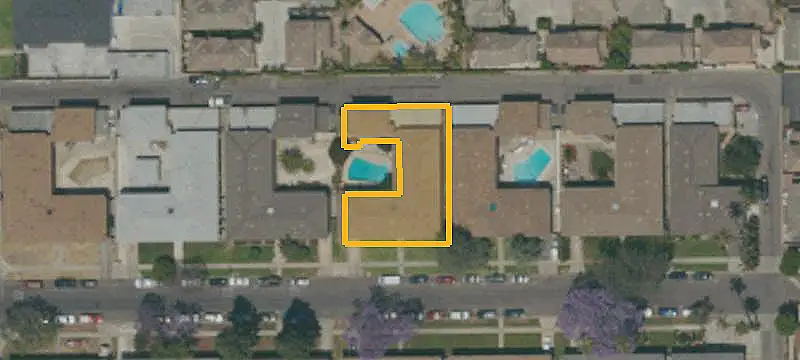 10-Unit Apartment Building