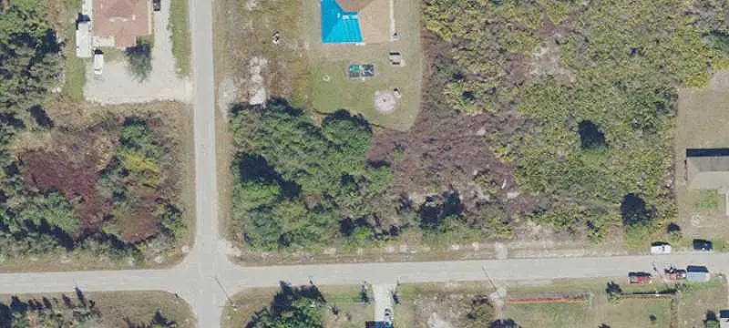 2908 54th Street West, Lehigh Acres, FL 33971
