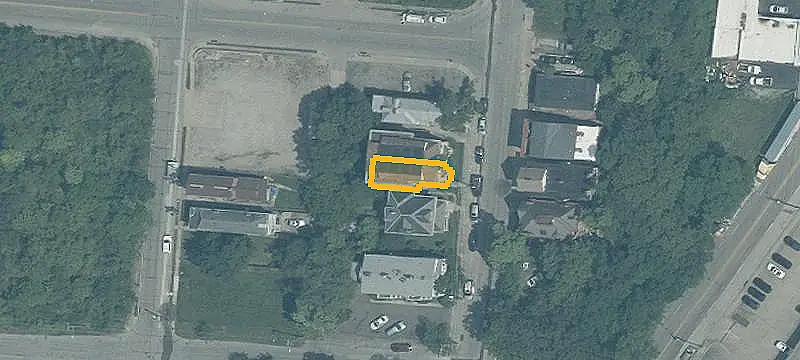 Updated 8-Unit Apartment Building