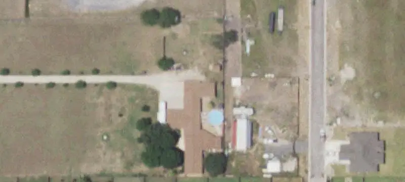 Mixed-Use Property with Apartment