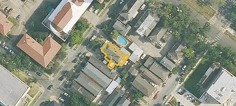 Licensed Hotel with Courtyard Pool