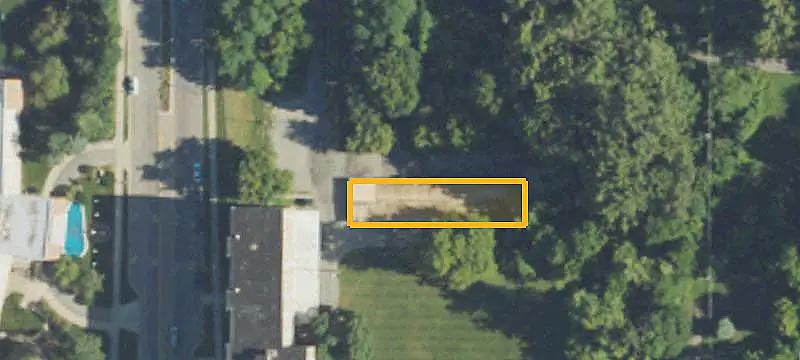 Vacant Mixed-Use Property