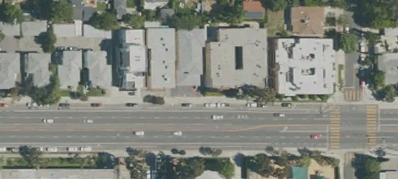 7-Unit Apartment Building