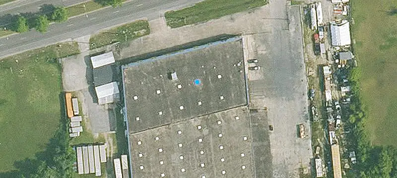 Freestanding Warehouse with Loading Docks