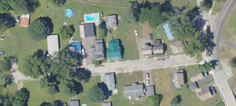 Duplex with Laundry Hookup
