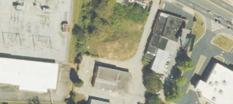 Flex Building With Covered Storage