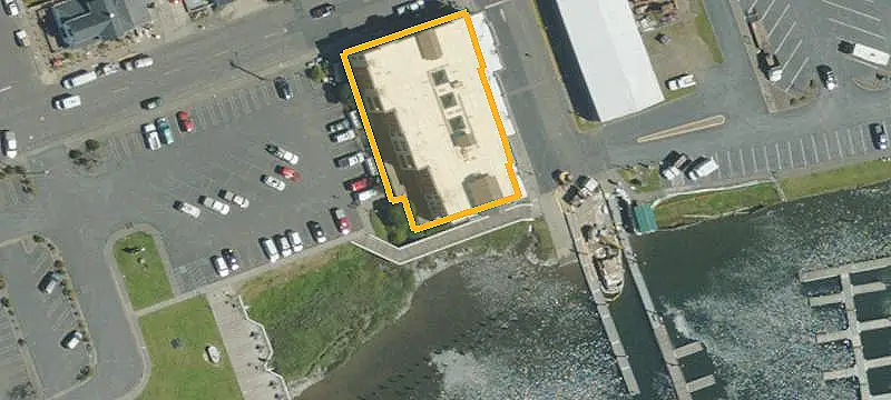 Leased Waterfront Retail Space