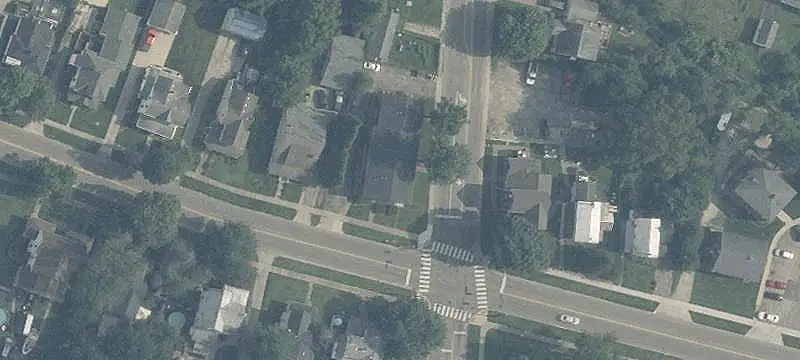 Six-Unit Brick Apartment Building