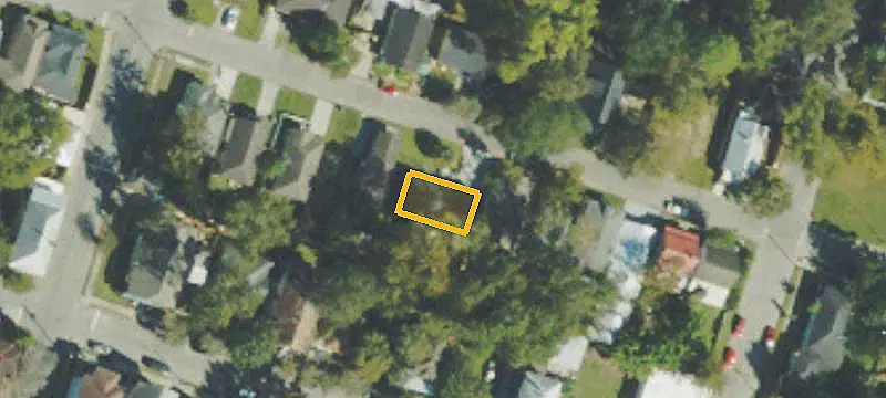 Two-Unit Five-Bedroom Duplex