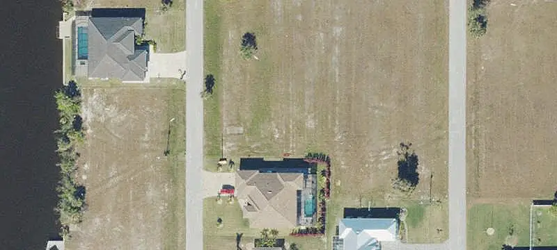 2345 NW 37th Pl, Cape Coral, FL 33993