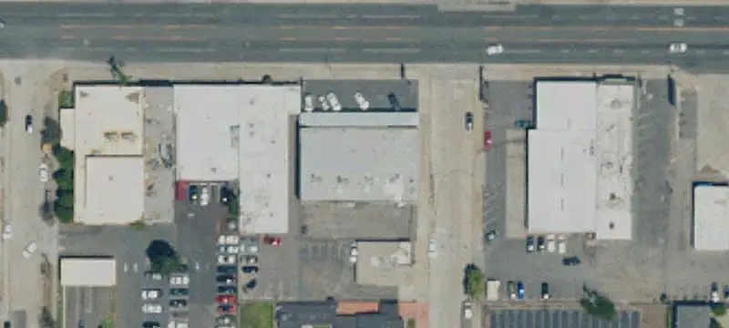 Corner Multi-Tenant Shopping Center