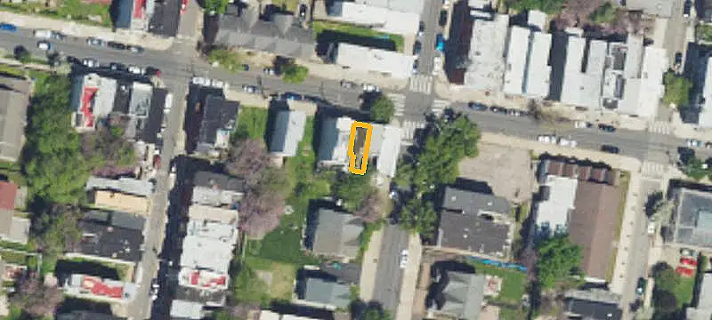 Vacant Duplex with Outdoor Space