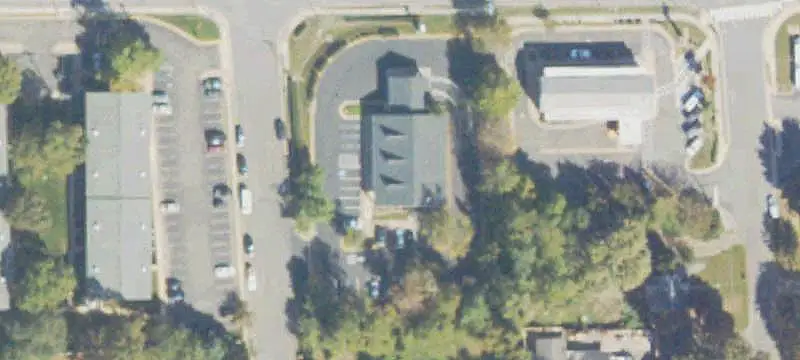 Freestanding Single-Story Bank Building
